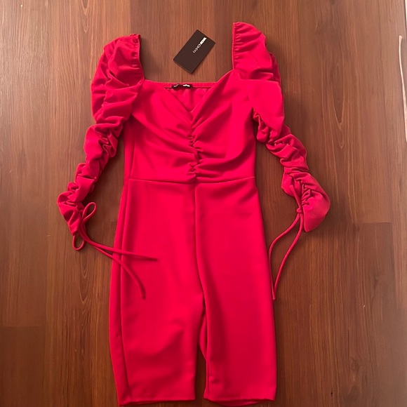 Red romper - Picture 3 of 3